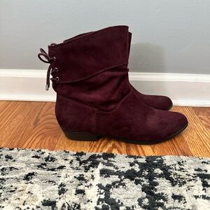 Indigo Rd Burgundy Ankle Booties - 9 1/2